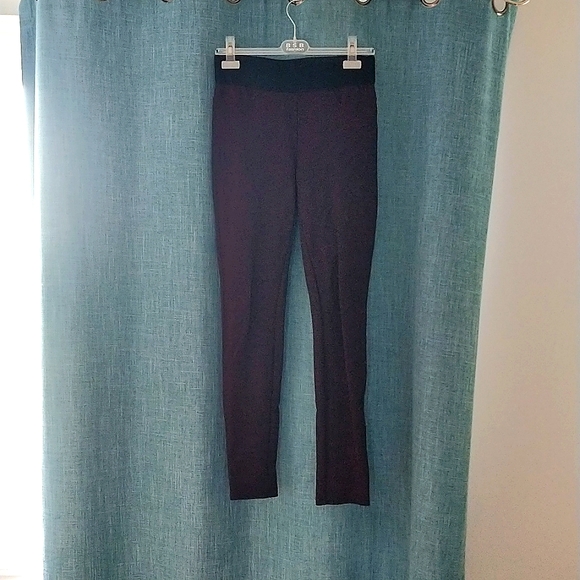 Le Chateau work-wear leggings - Picture 2 of 7